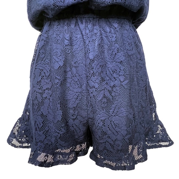 ❌SOLD❌ Abercrombie & Fitch Lace Ruffle Detail Romper, Navy Blue, Medium - Picture 14 of 17